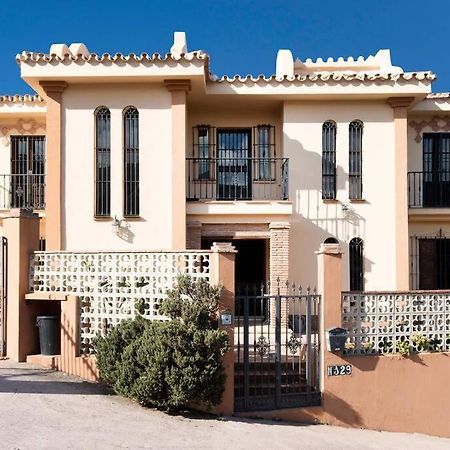 Preciosa Villa Con Gran Piscina Y Fabulosas Vistas Alhaurín de la Torre Екстериор снимка