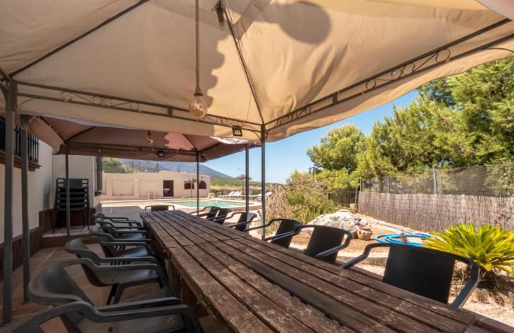 Preciosa Villa Con Gran Piscina Y Fabulosas Vistas Alhaurín de la Torre Екстериор снимка